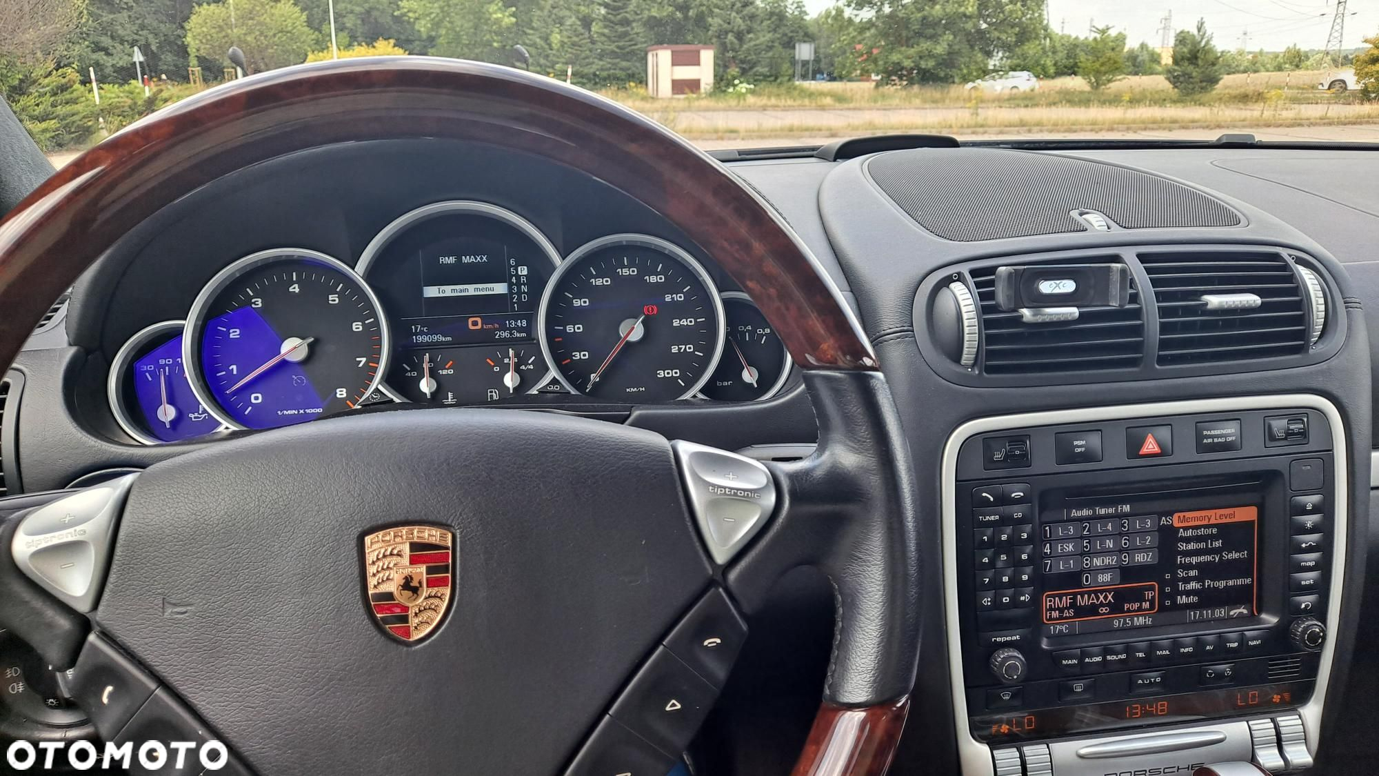 Porsche Cayenne Turbo Tiptronic S - 6