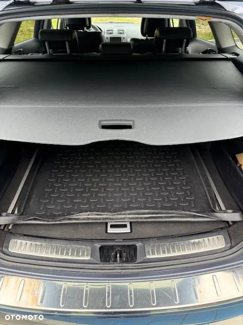 Toyota Avensis 2.2 D-4D Premium - 4