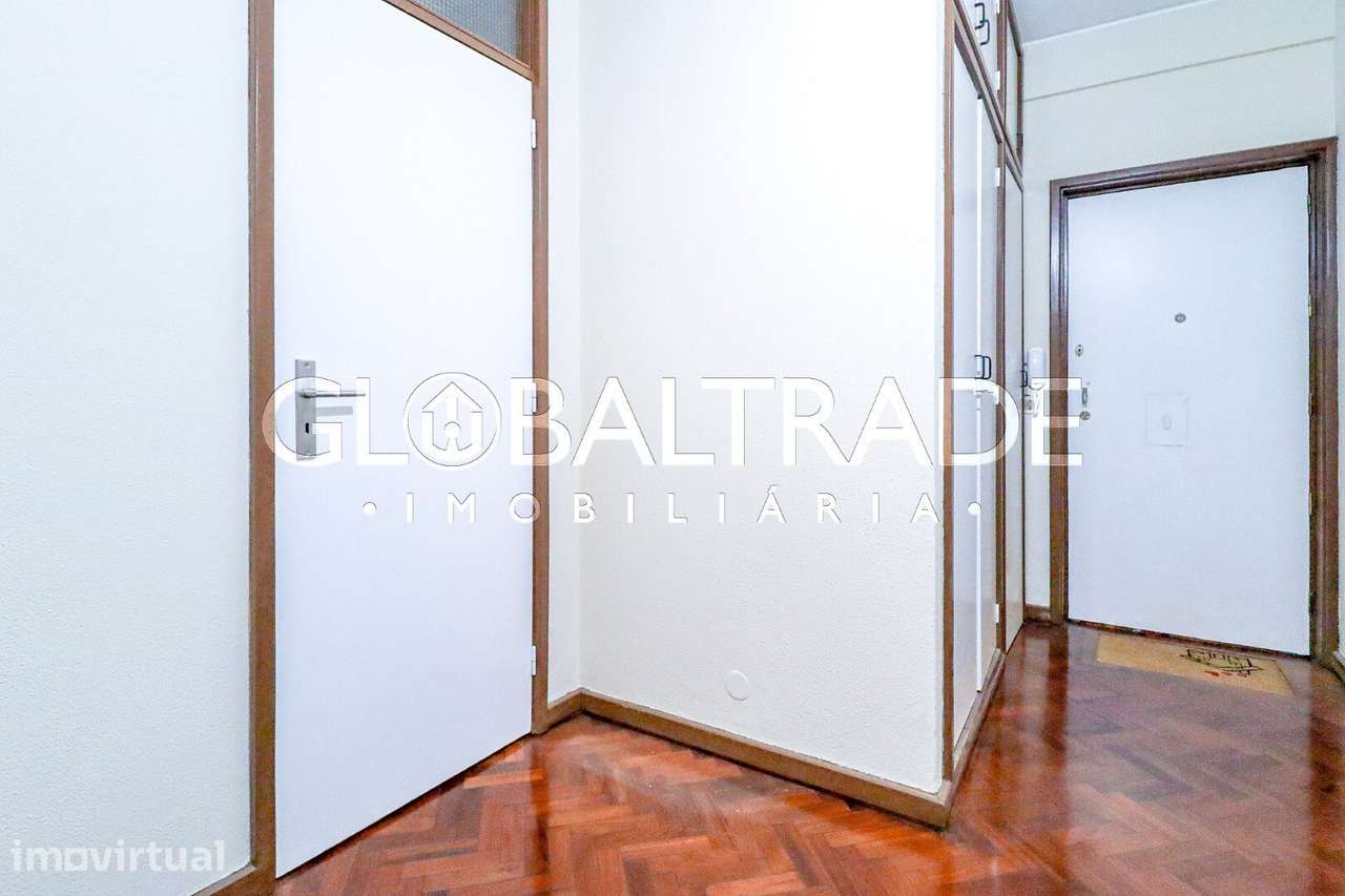 Apartamento T3+1 Renovado no Porto - Grande imagem: 3/60