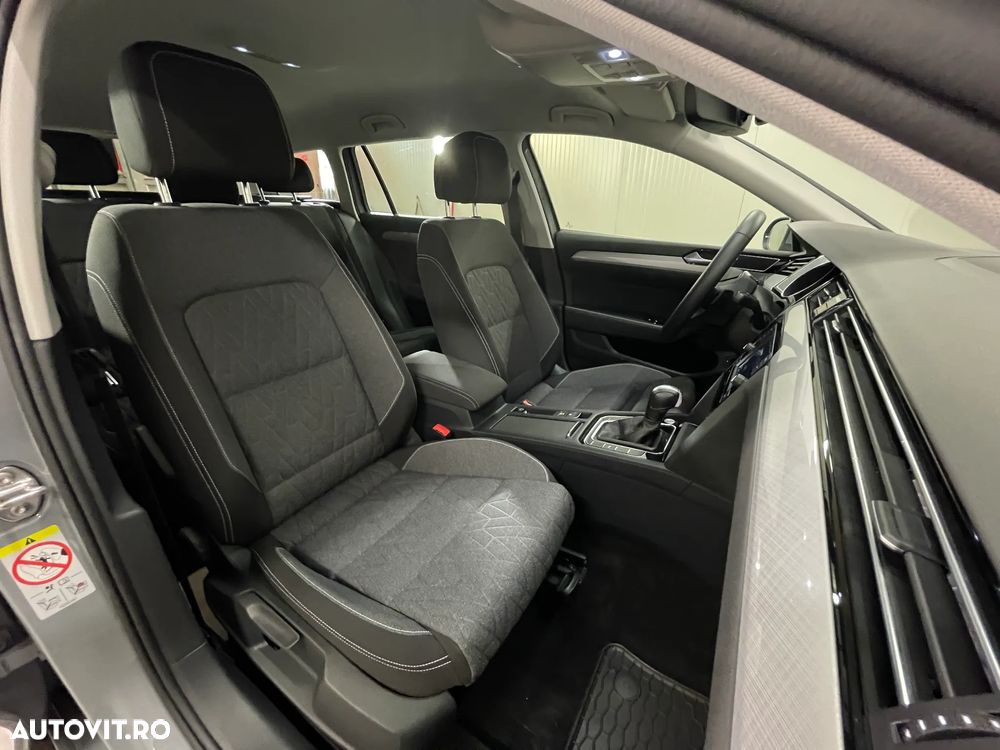 Volkswagen Passat 2.0 TDI DSG Comfortline - 11