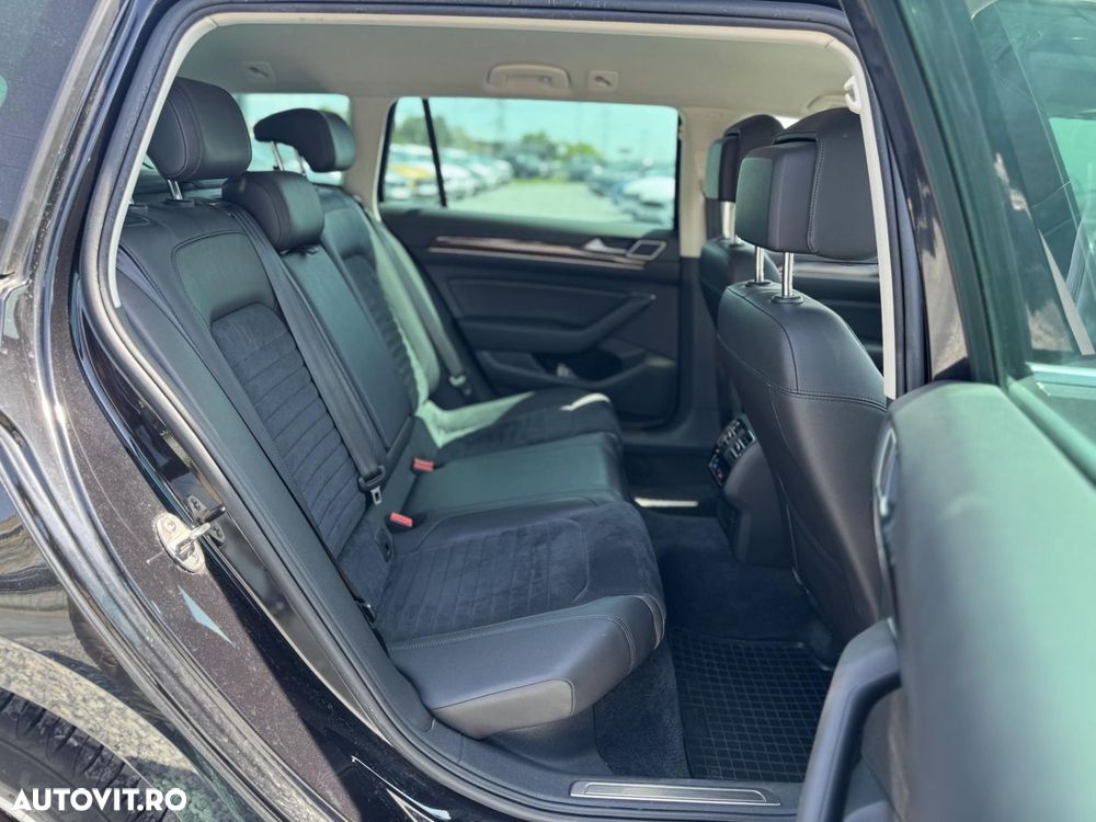 Volkswagen Passat - 22
