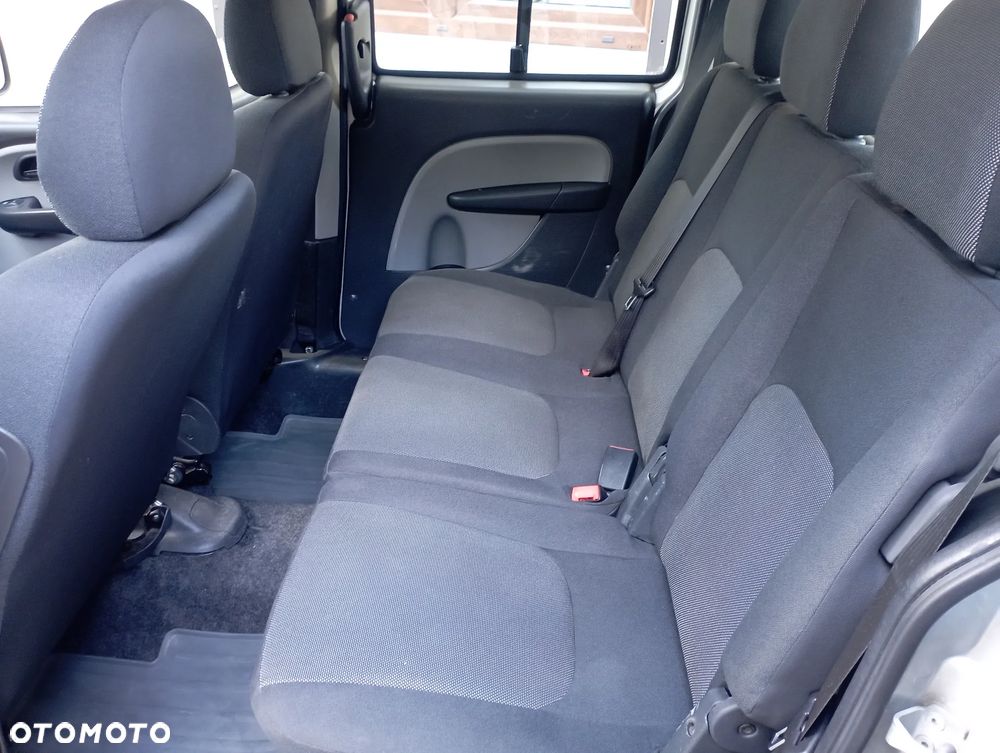 Fiat Doblo 1.6 16V - 17