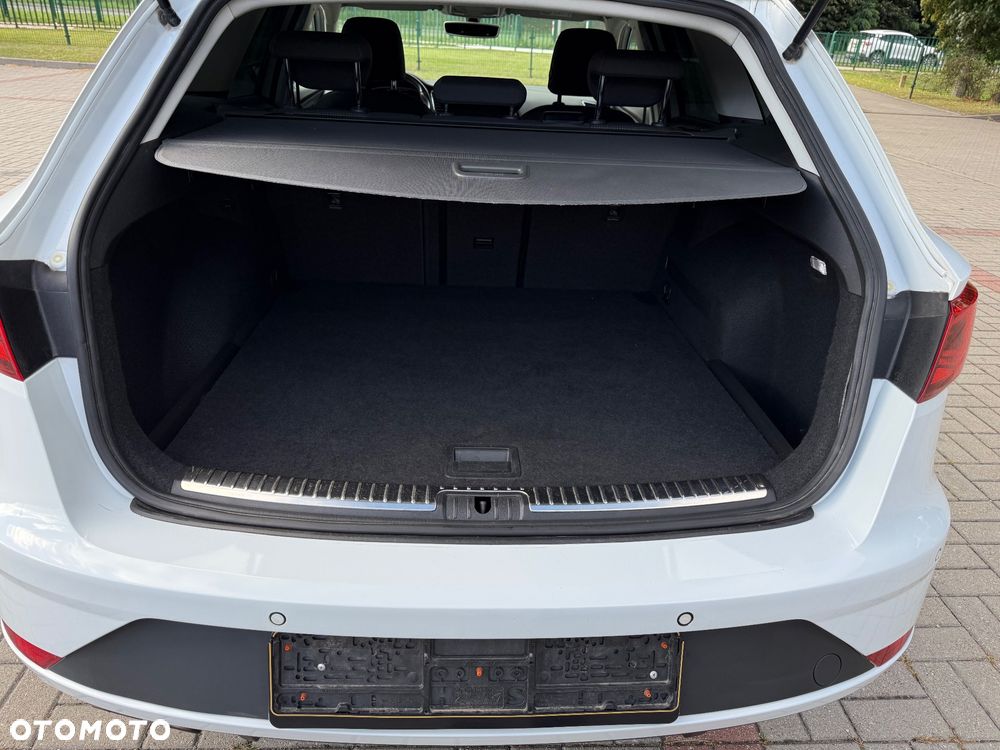 Seat Leon 2.0 TDI DSG Style Edition - 9