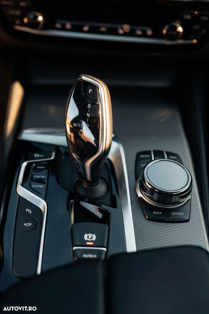 BMW Seria 5 530i xDrive Aut. M Sport Edition - 24