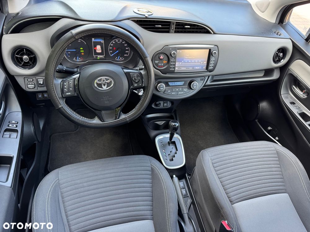 Toyota Yaris - 18