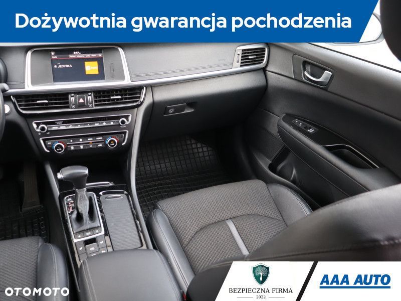 Kia Optima - 10