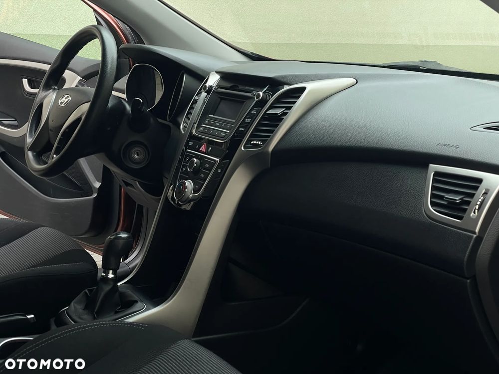 Hyundai i30 1.4 Comfort - 9