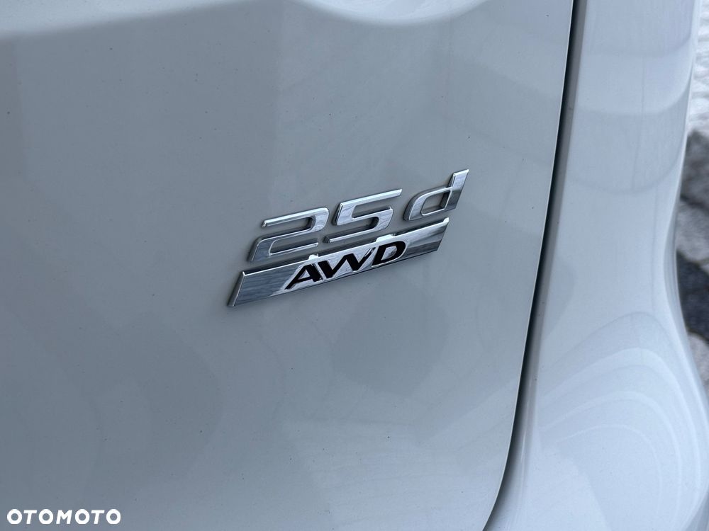 Jaguar F-Pace 2.0 i4D AWD R-Sport - 16