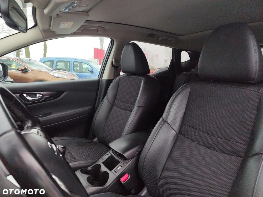 Nissan Qashqai 1.2 DIG-T Tekna EU6 - 34