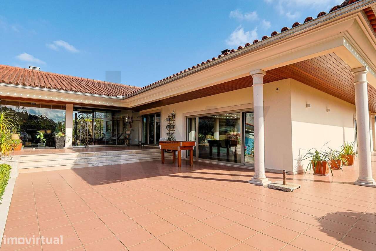 Moradia T4 Térrea de Luxo | 678 m2 | Lote de 4.700 m2 com Piscina - Grande imagem: 5/60