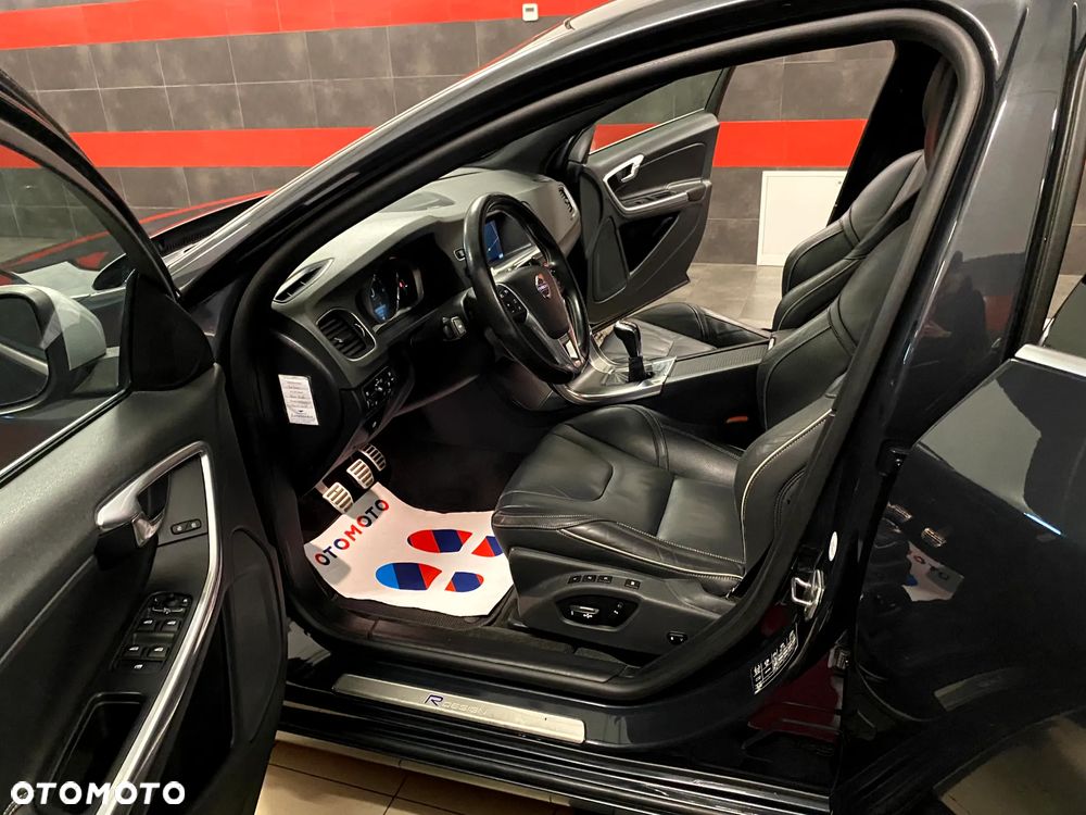 Volvo S60 D4 Drive-E R-Design Summum - 14
