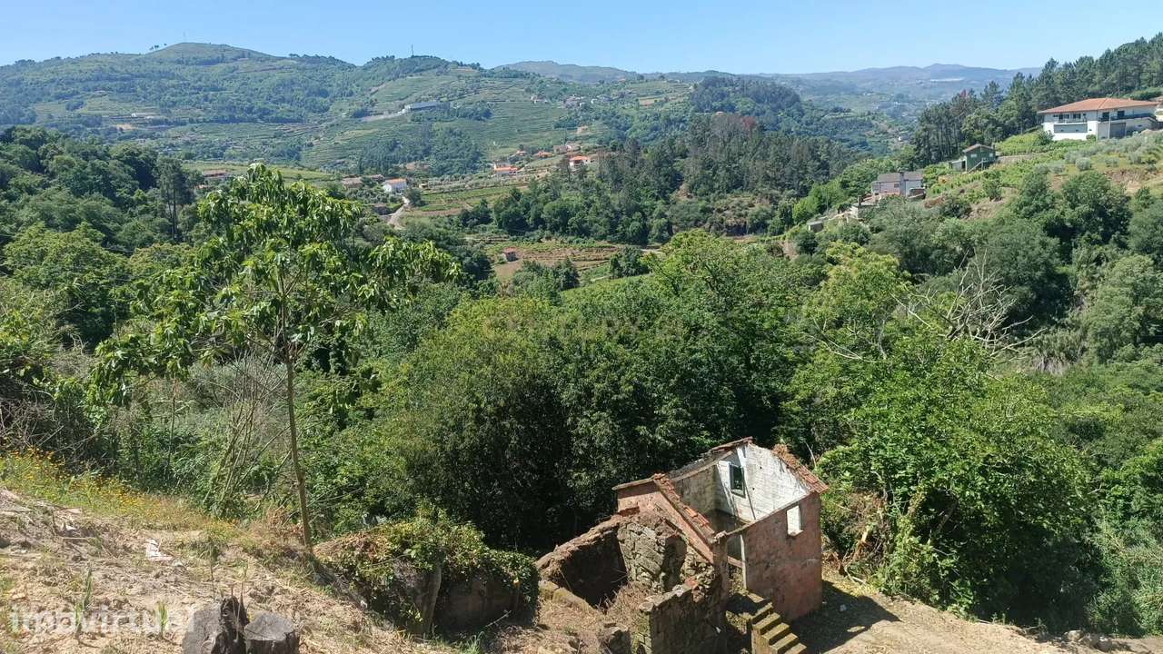 Moradia junto ao rio, para restauro, em Frende, Baião, Porto - Grande imagem: 2/40