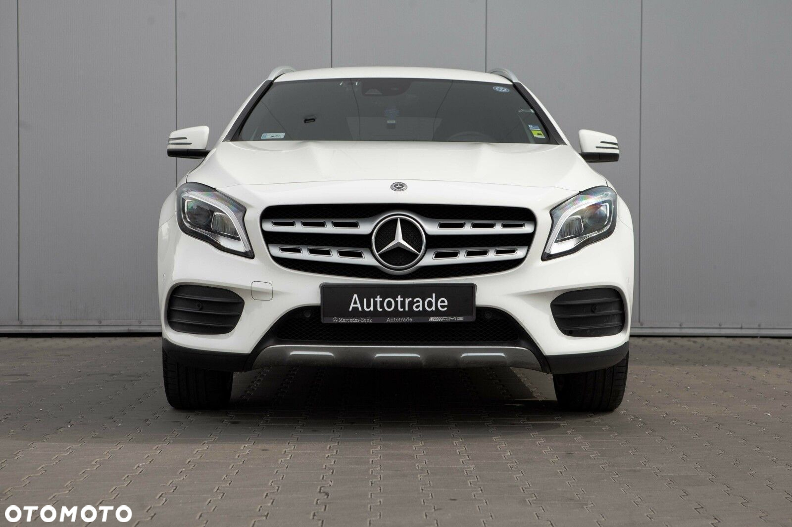 Mercedes-Benz GLA 220 4-Matic AMG Line - 3