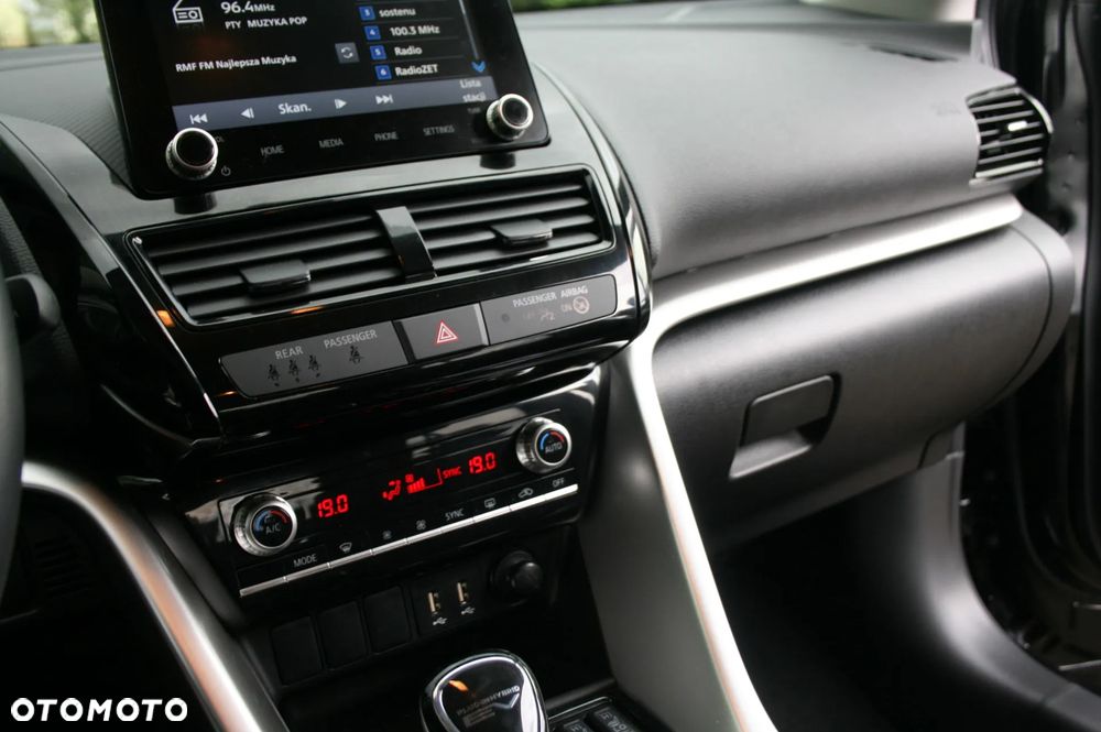 Mitsubishi Eclipse Cross 4WD Basis - 19