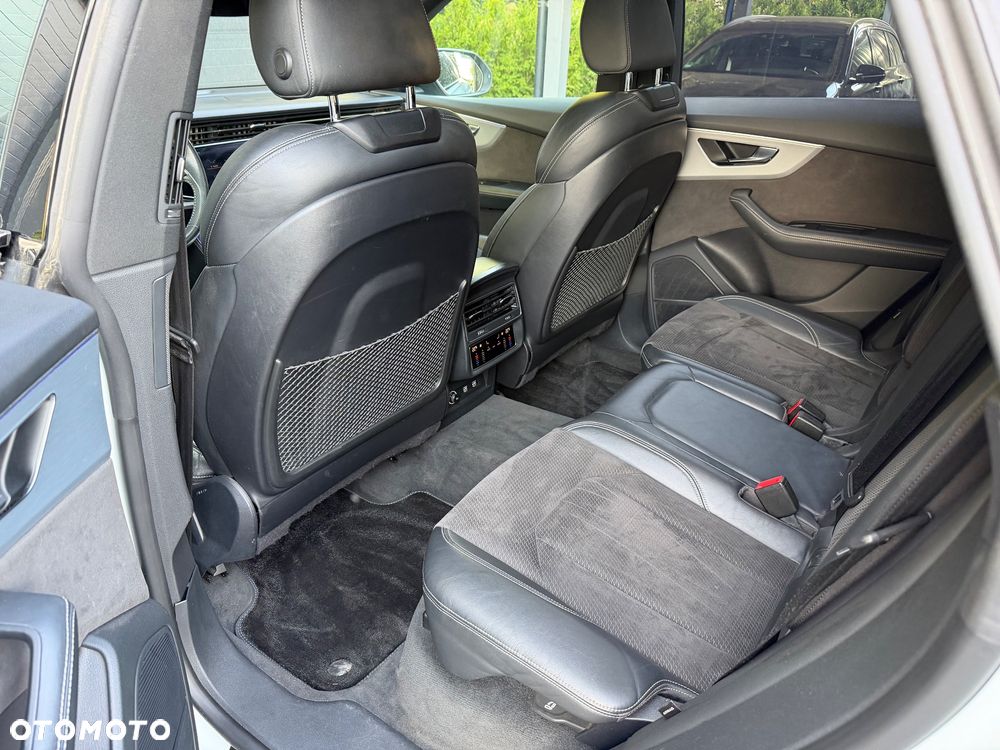Audi Q8 50 TDI mHEV Quattro Black Edition Tiptronic - 14