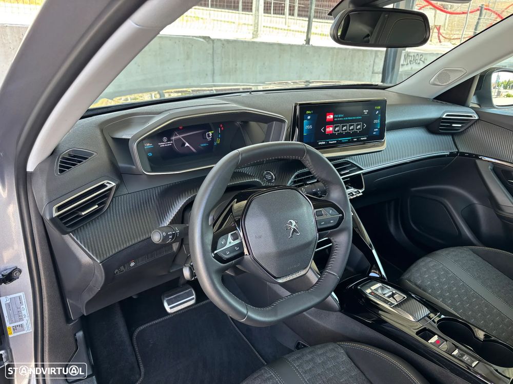 Peugeot e-2008 Allure Pack - 13
