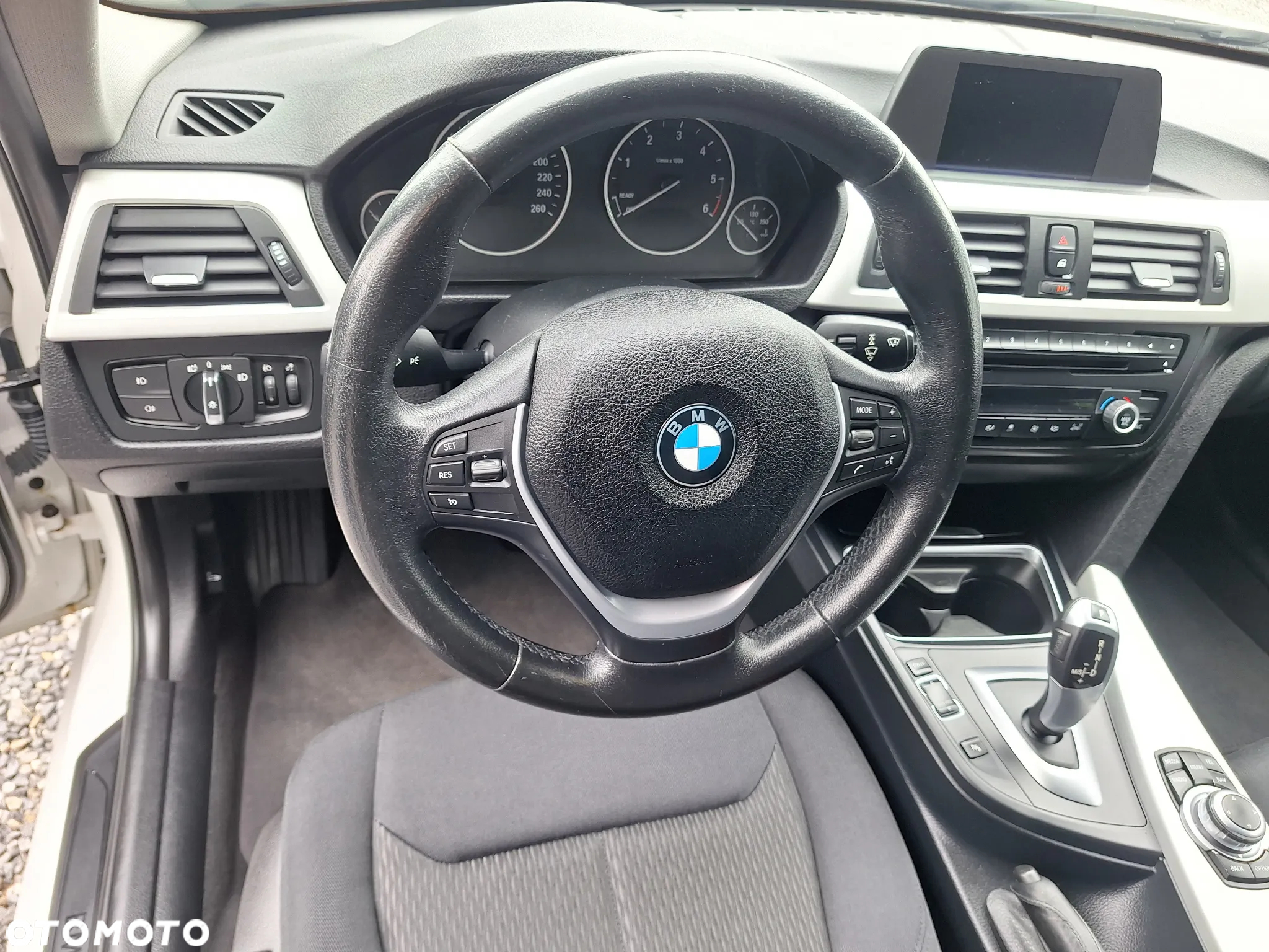 BMW Seria 3 - 26