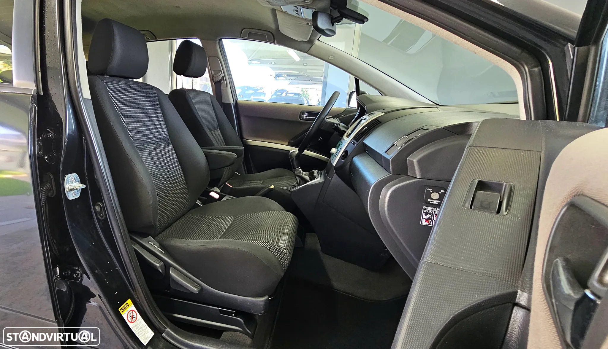Toyota Corolla Verso 2.2 D-4D Sol - 23