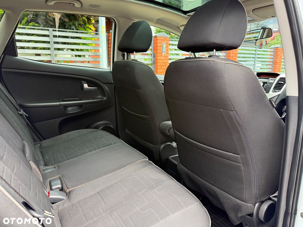 Kia Venga 1.6 CRDi XL - 23