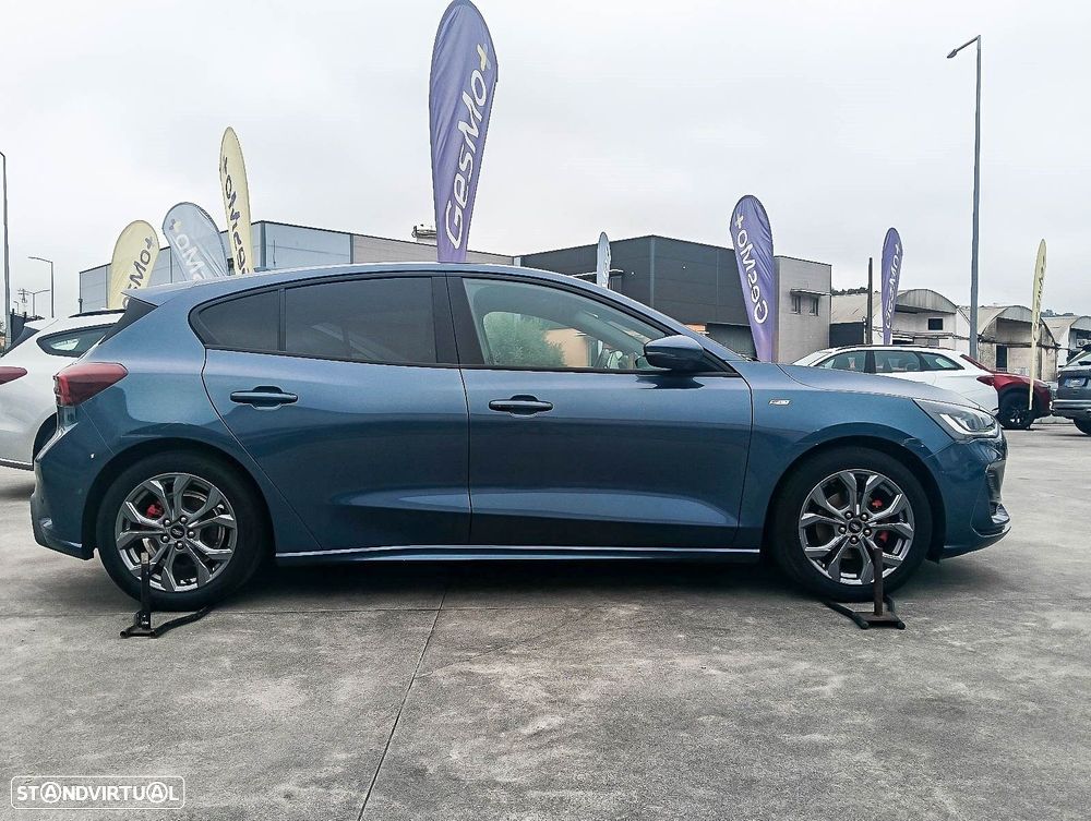 Ford Focus 1.0 EcoBoost MHEV ST-Line X - 3