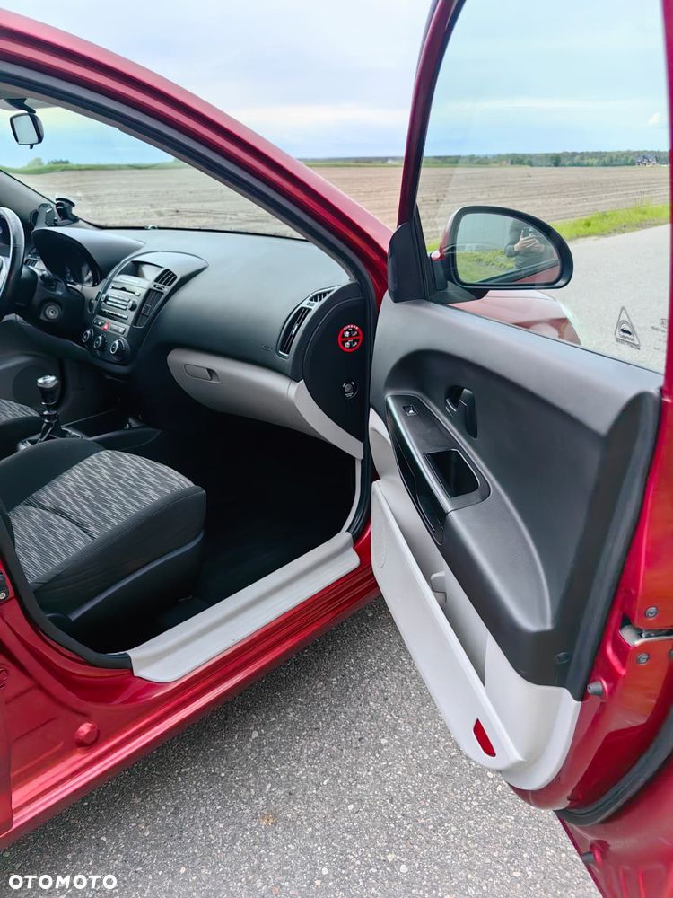 Kia Ceed 1.6 Comfort - 6