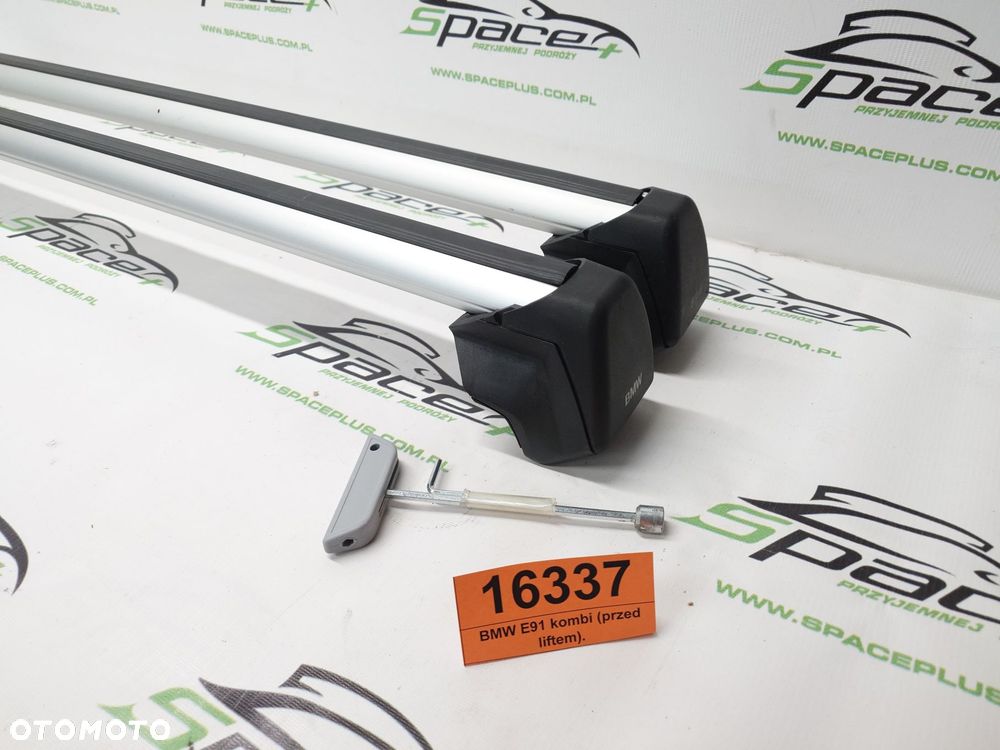 Bagażnik dachowy bazowy belki poprzeczki Oryginał BMW E91 kombi na otwarte relingi (przed liftem).
