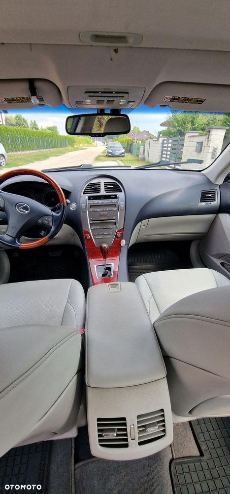 Lexus ES - 6
