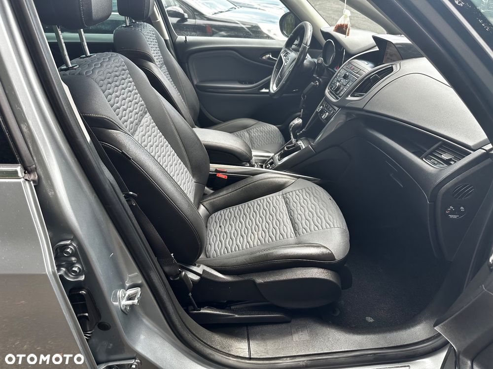 Opel Zafira - 17