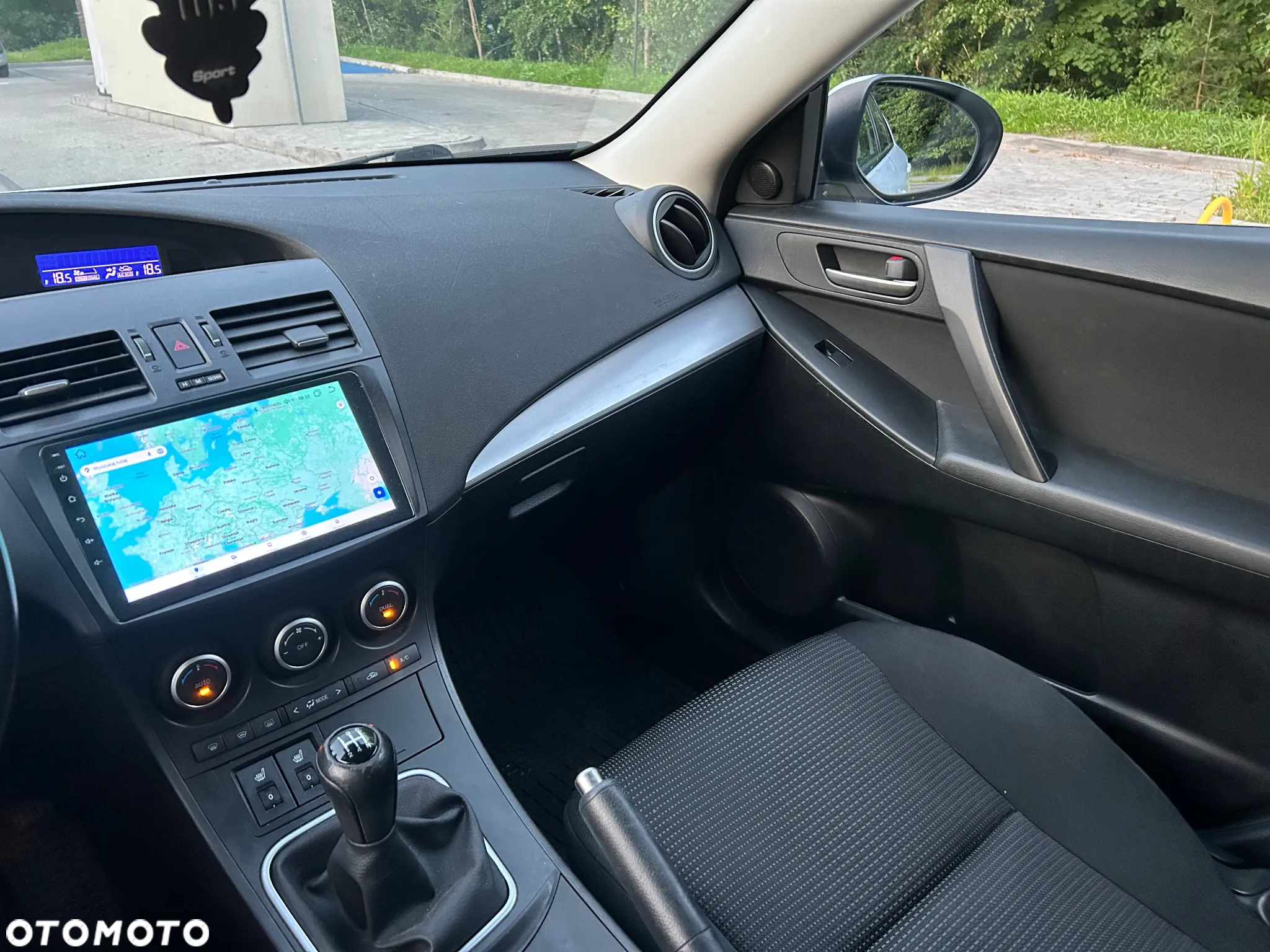 Mazda 3 - 9
