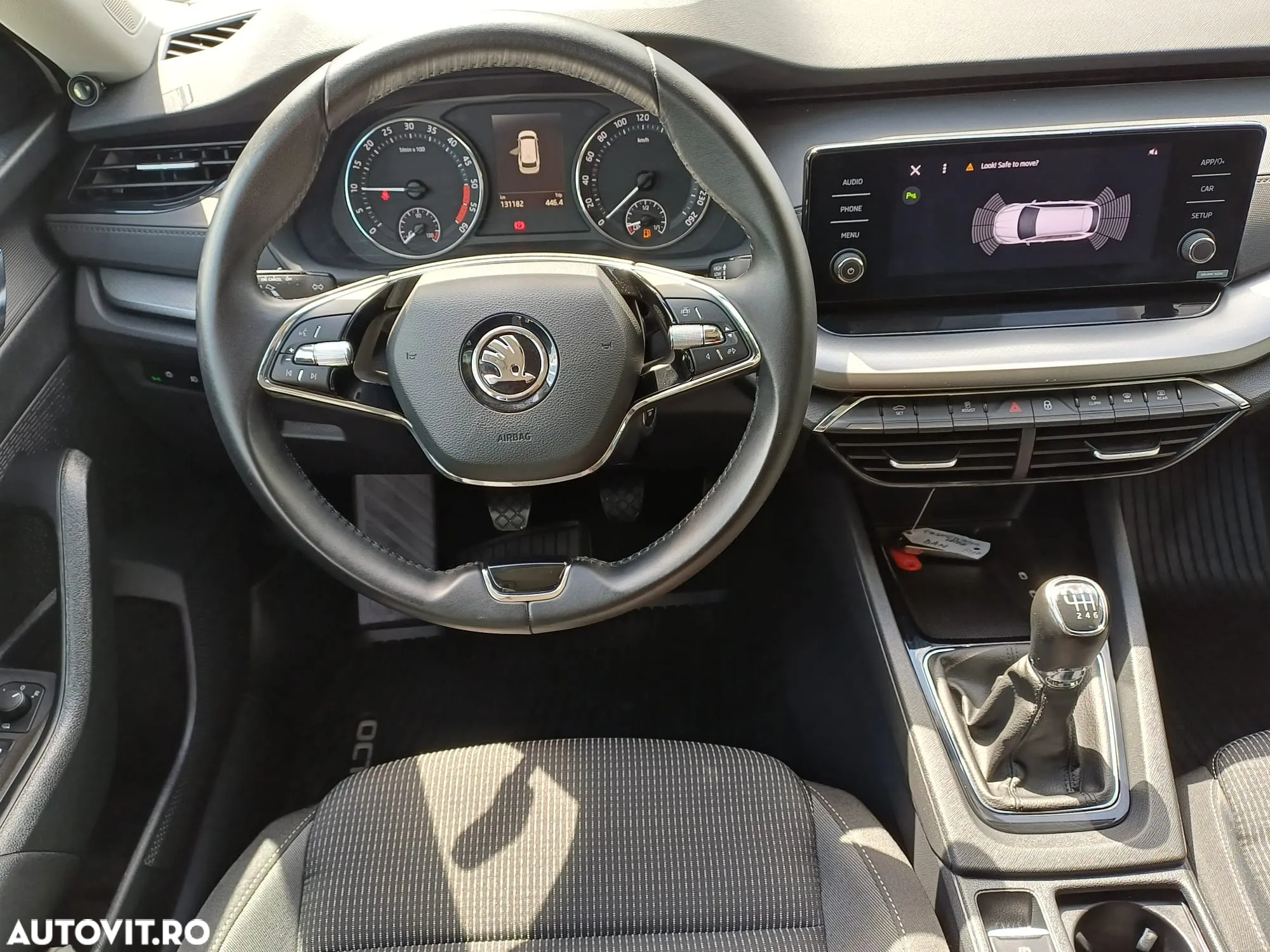 Skoda Octavia Combi 2.0 TDI Ambition - 10