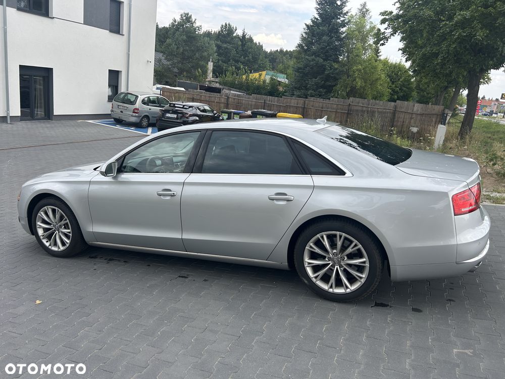 Audi A8 4.2 FSI L Quattro - 18