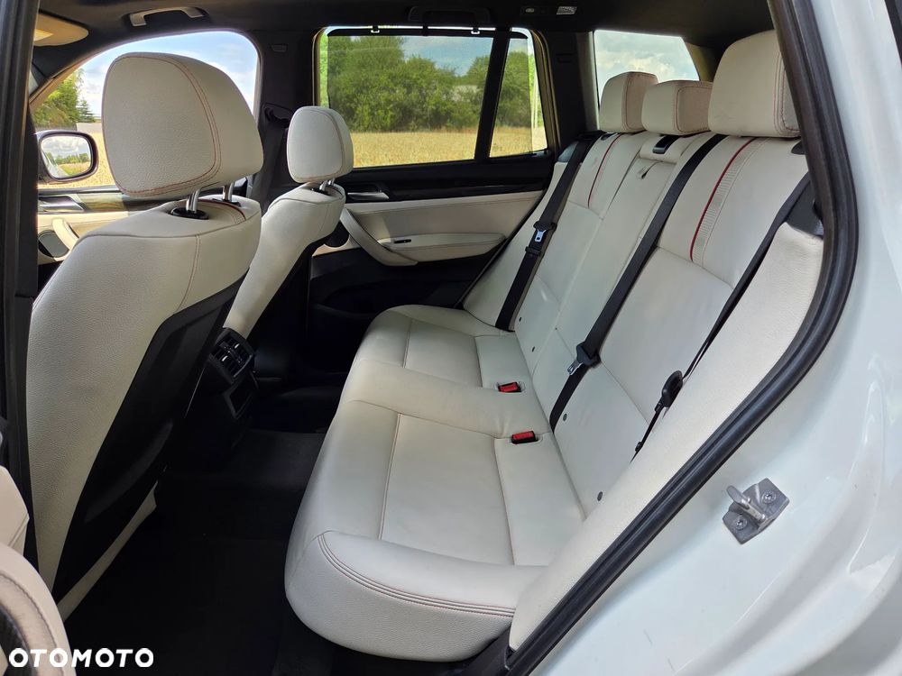 BMW X3 28i xDrive - 18