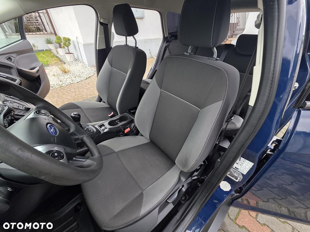 Ford Focus 1.0 EcoBoost Trend - 30