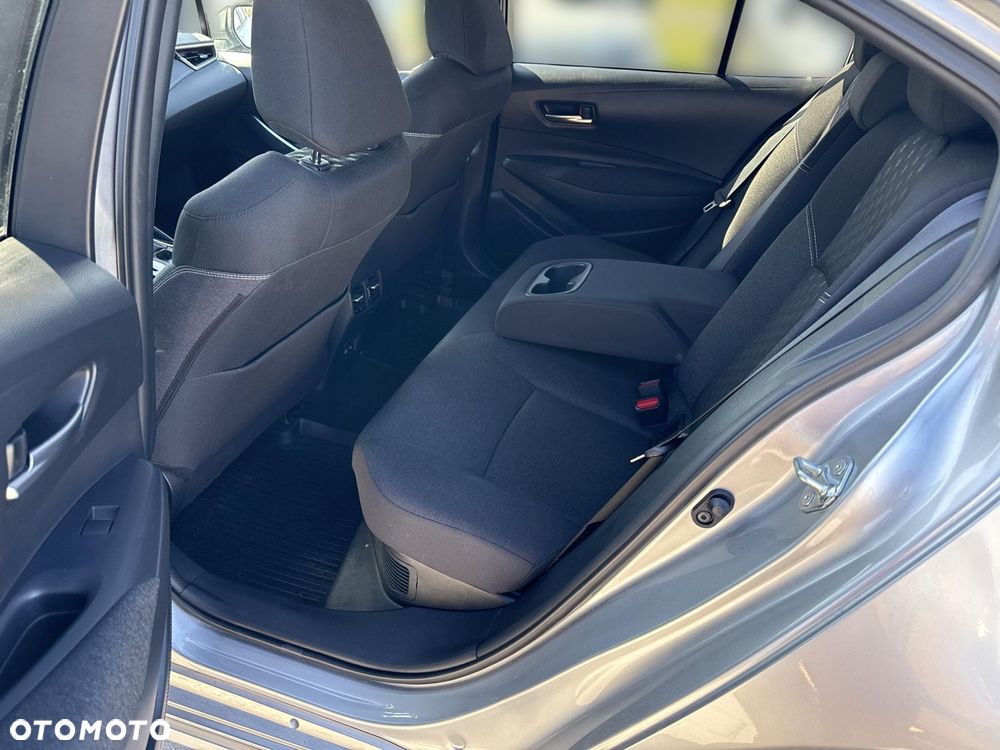 Toyota Corolla 1.8 Hybrid Style - 11