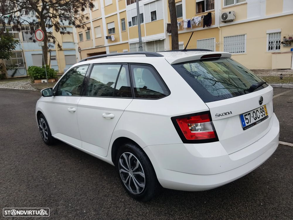 Skoda Fabia Break 1.0 Style - 6