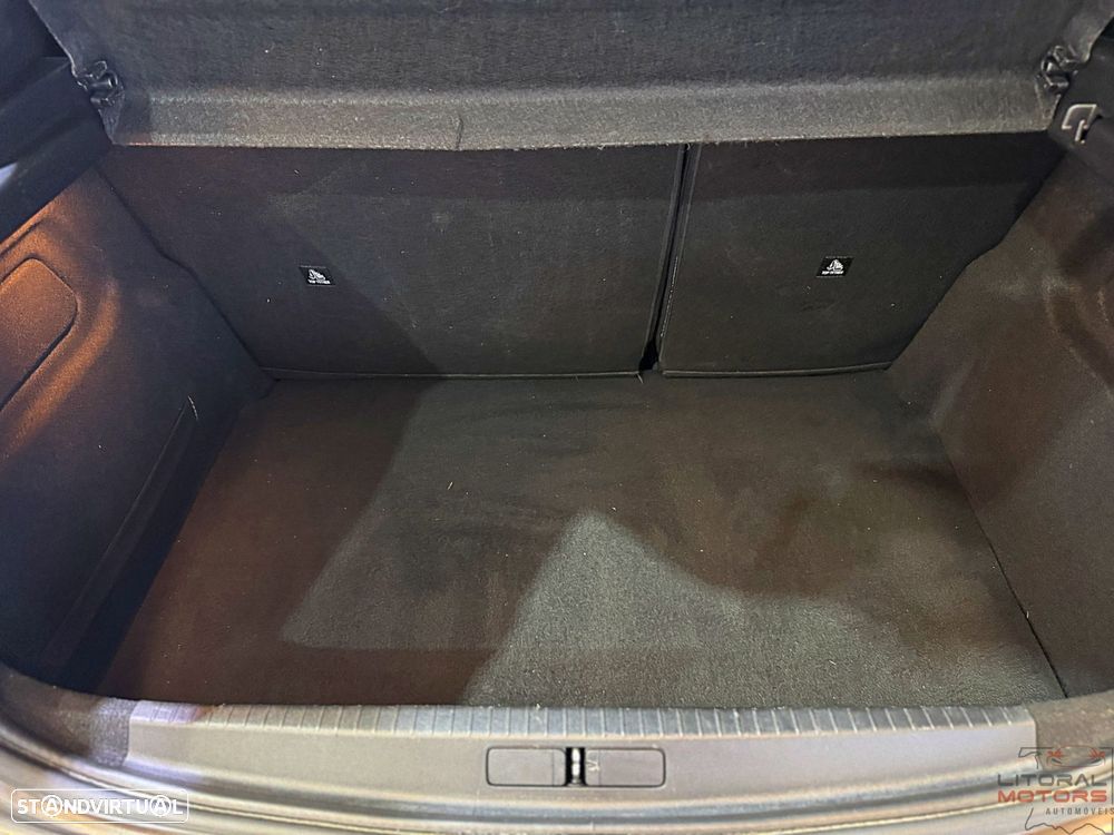 Peugeot 208 1.2 PureTech GT Line EAT8 - 11
