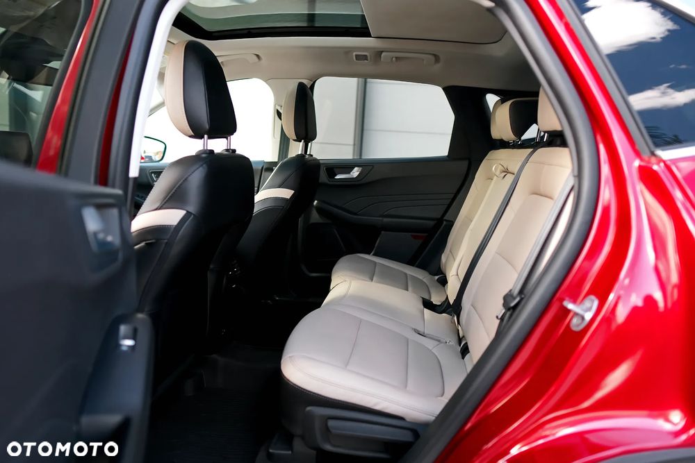 Ford Kuga - 18
