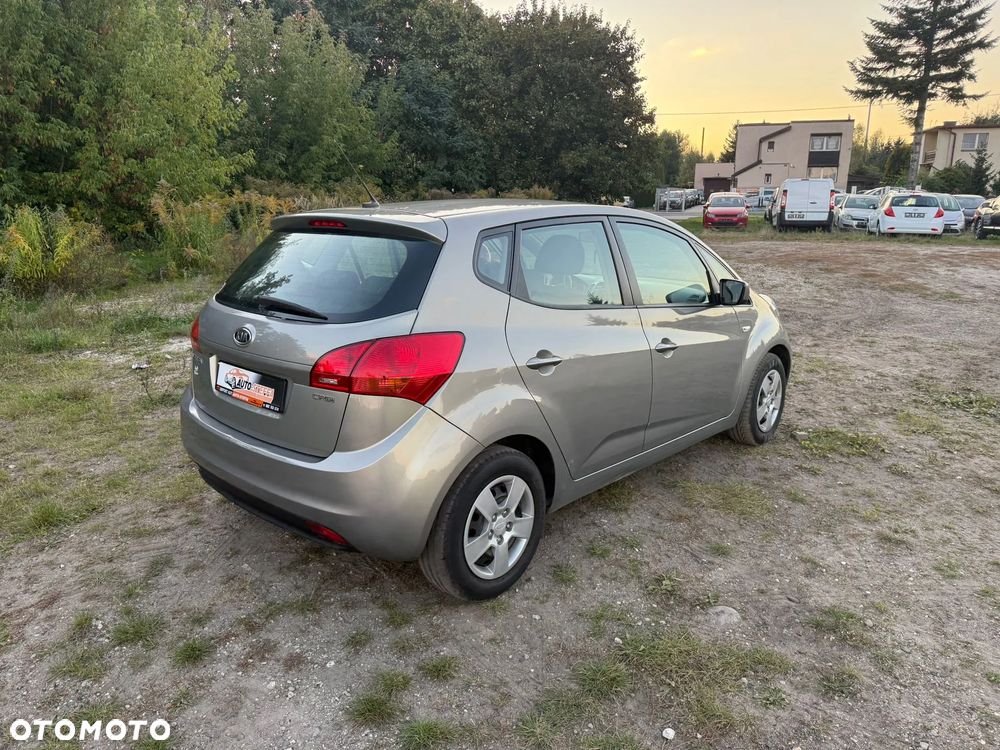 Kia Venga 1.6 CRDi 128 Edition 7 - 3