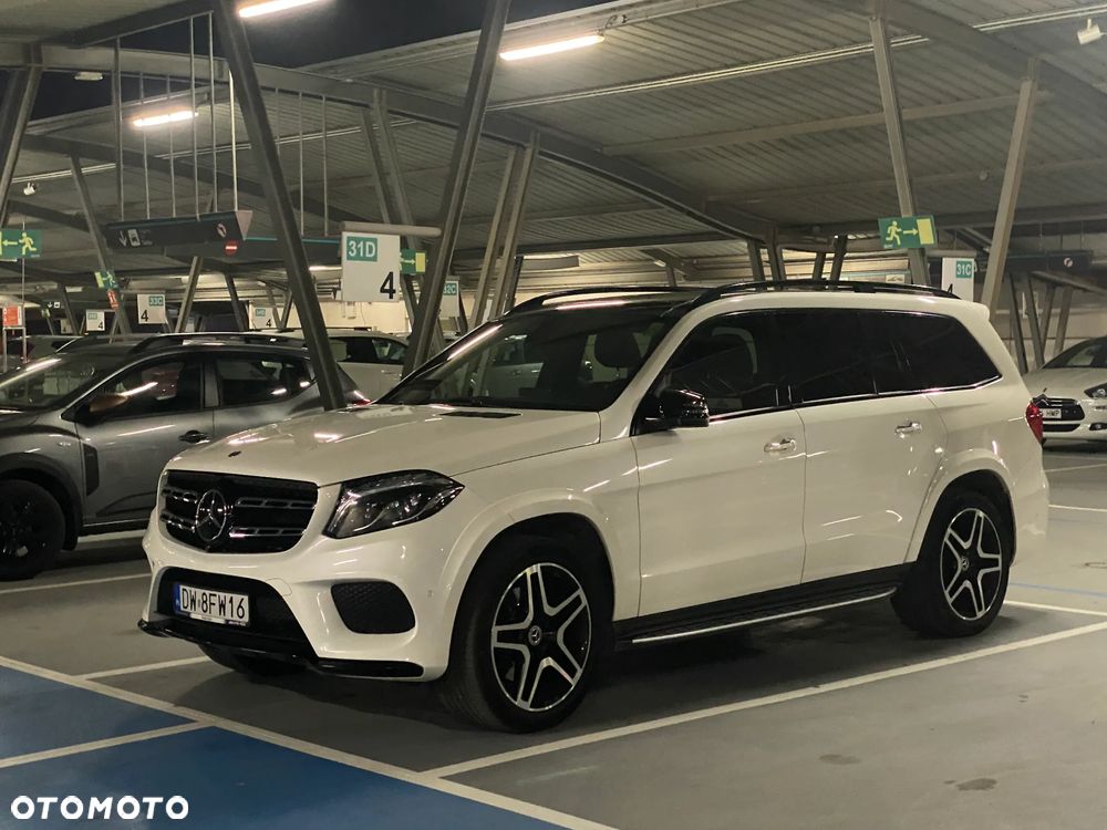 Mercedes-Benz GLS 350 d 4-Matic - 3
