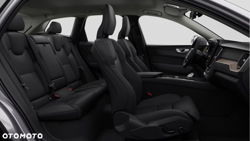 Volvo XC 60 B5 B AWD Plus Bright - 8