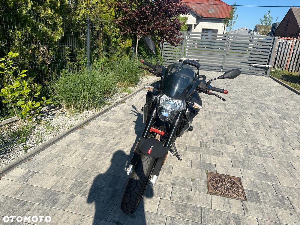 Aprilia Shiver - 9