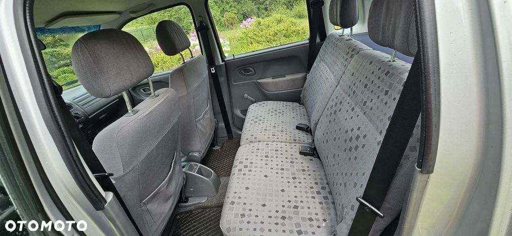 Opel Agila - 8