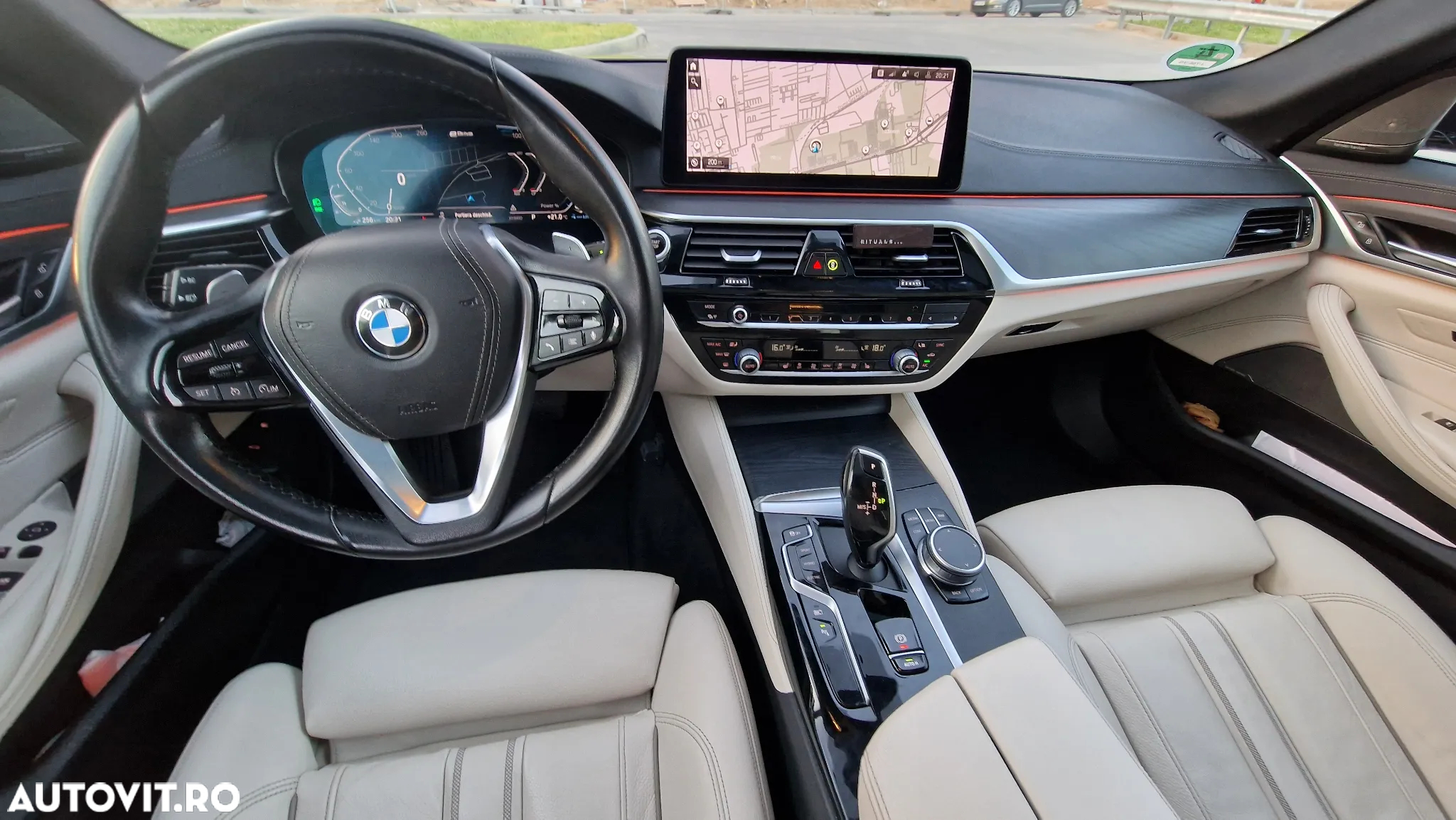 BMW Seria 5 530e Aut. Luxury Line - 18
