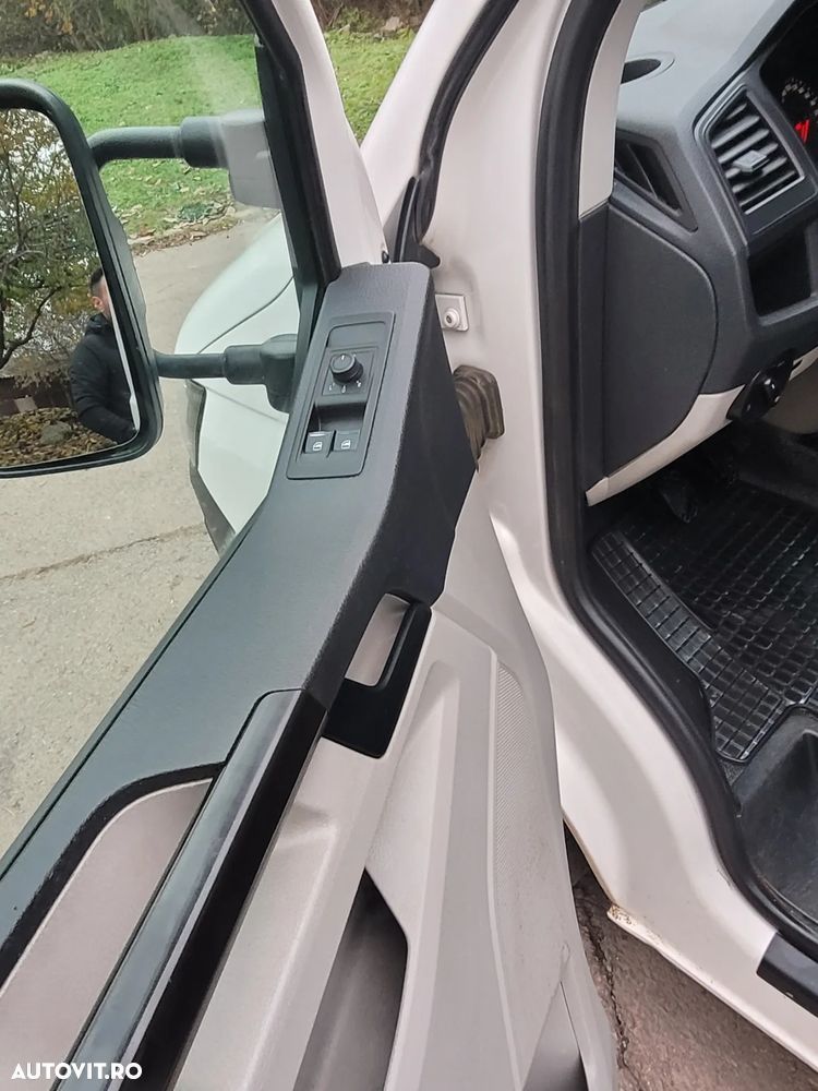 Volkswagen T6 DOKA - 9