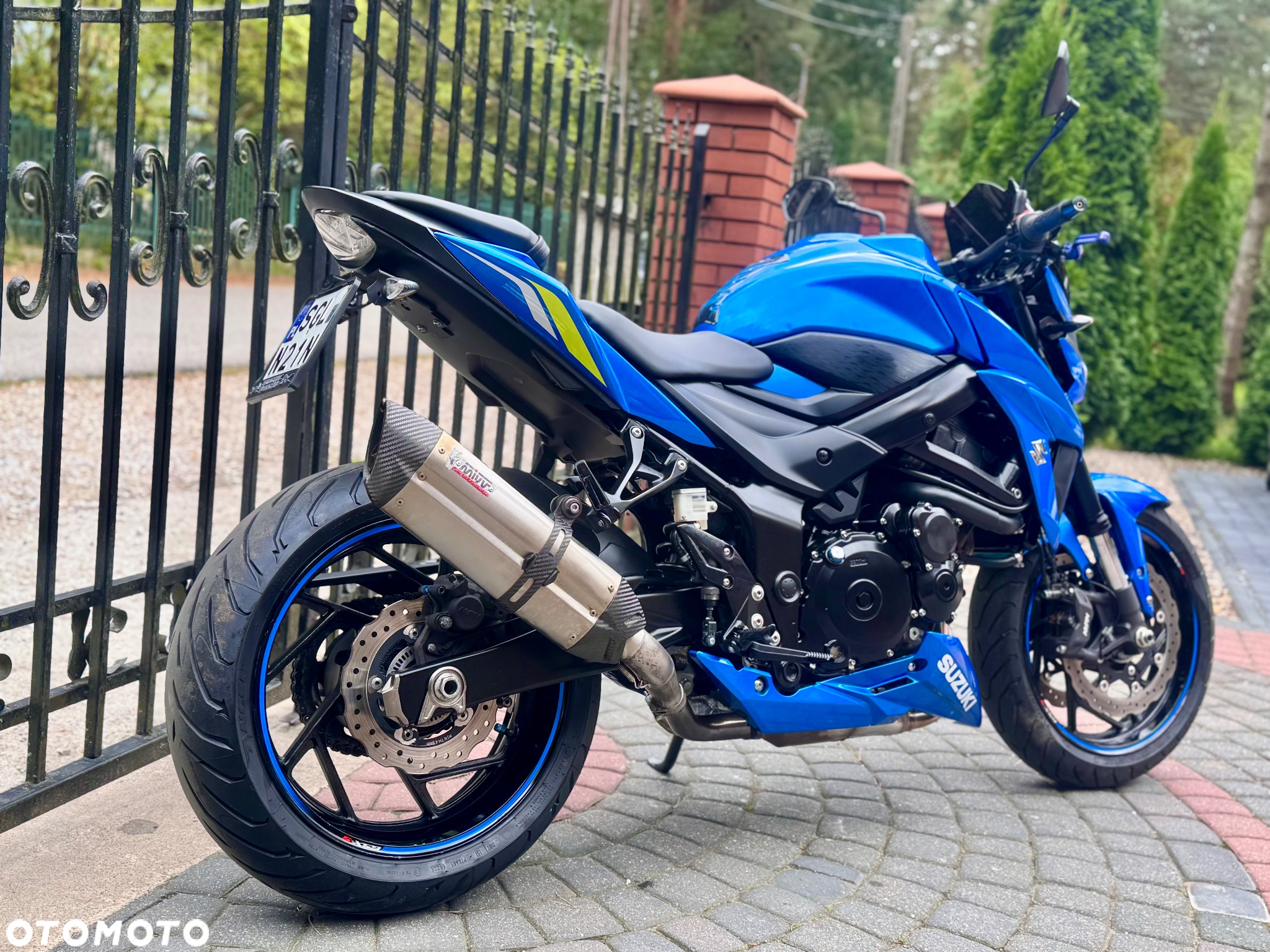 Suzuki GSX - 4