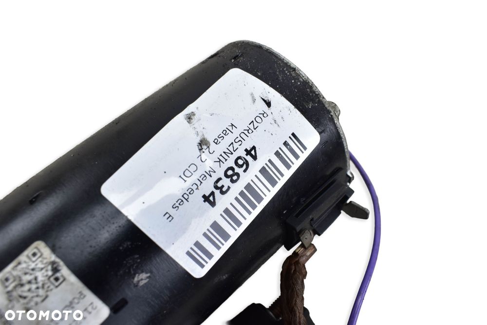 Rozrusznik MERCEDES E W212 C W204 2.2 CDI - 4