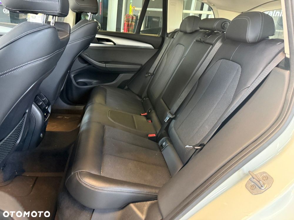 BMW X3 - 12