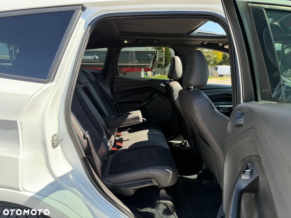 Ford Kuga 1.5 EcoBoost 4x4 ST-Line - 26