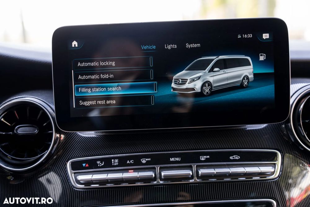 Mercedes-Benz V 220 d lang 9G-TRONIC Exclusive - 32