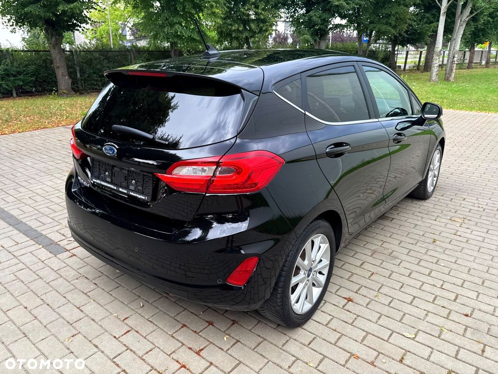 Ford Fiesta - 10